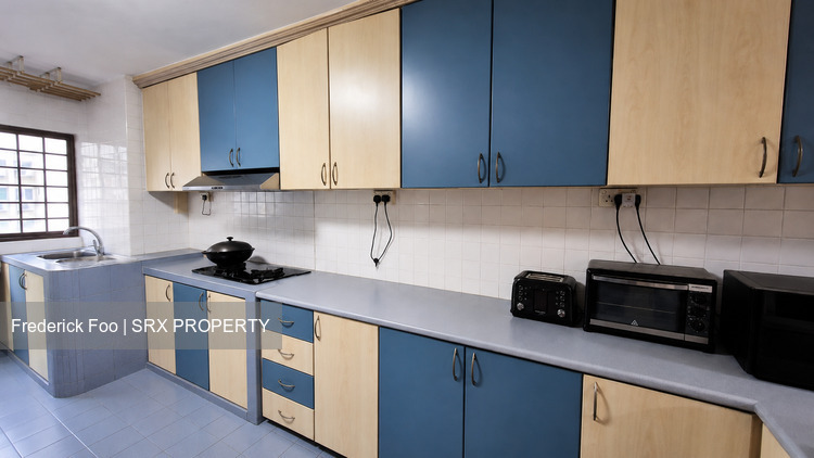 Blk 402 Rainbow Ville (Bedok), HDB 3 Rooms #565565381